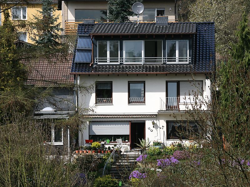 Siriusweg 20: Fr&uuml;hling 2010, Blick von der Poschheide gegen&uuml;ber